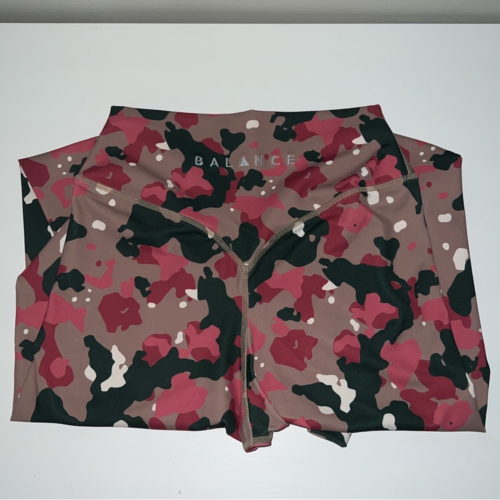 Balance Athletica- The Ascend Pant - Back Country